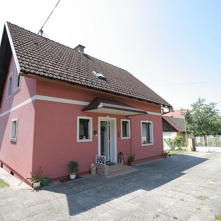 Modern Apartment With Garden Near The Petzen Ski Area In Eberndorf Carinthia Extérieur photo