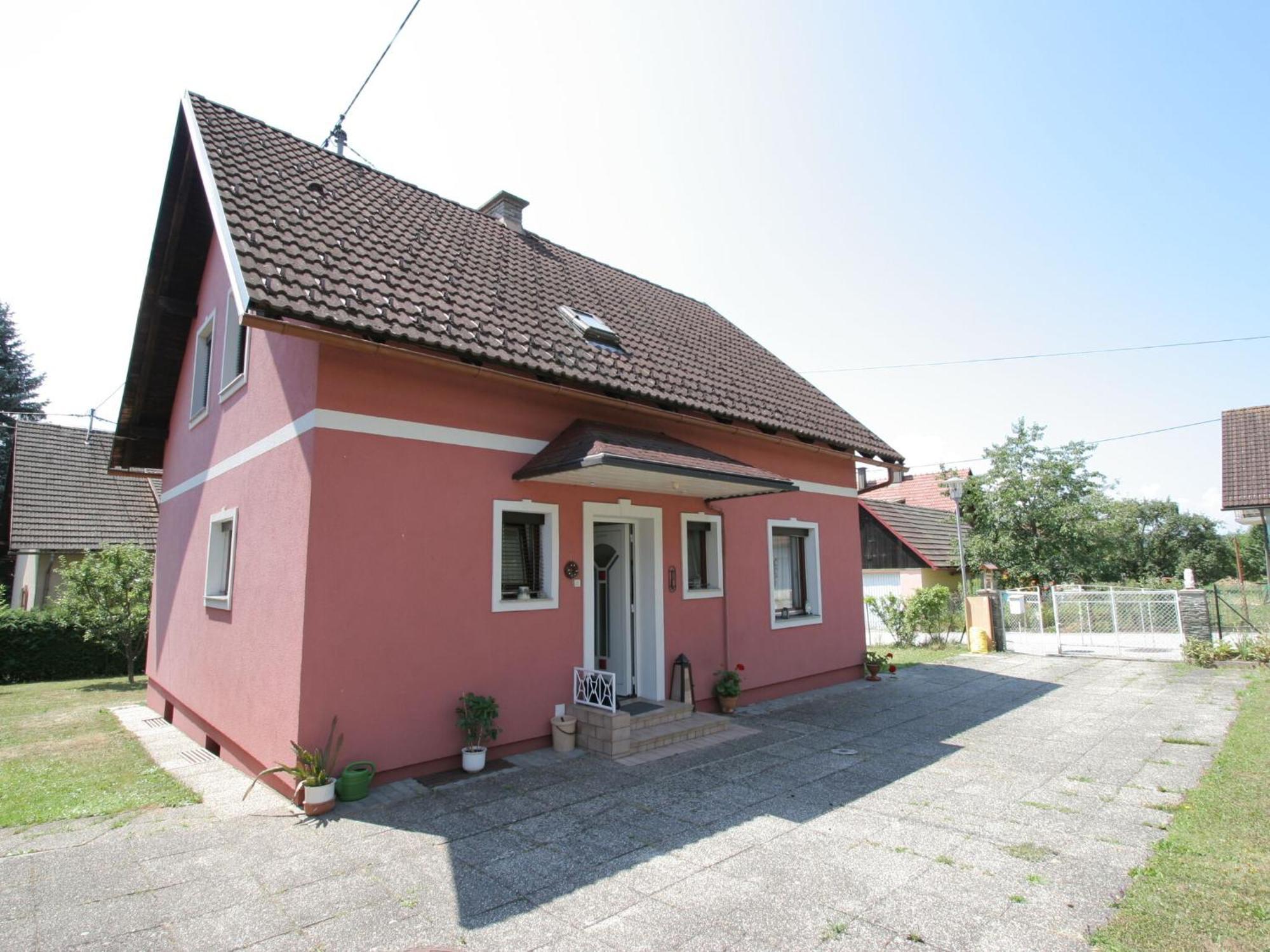 Modern Apartment With Garden Near The Petzen Ski Area In Eberndorf Carinthia Extérieur photo